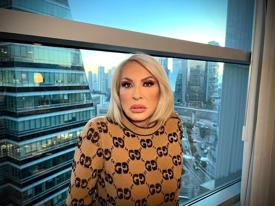 Laura Bozzo podcast Que Pase el Desgraciado: ¿Cómo fue ese revuelo que se volvió a esa frase ya legendaria, "Que Pase el Desgraciado"?