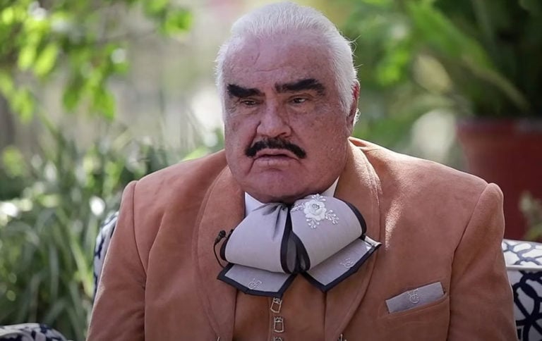 El periodista Pepillo Origel asegura que Vicente Fernández «ya está con Dios»