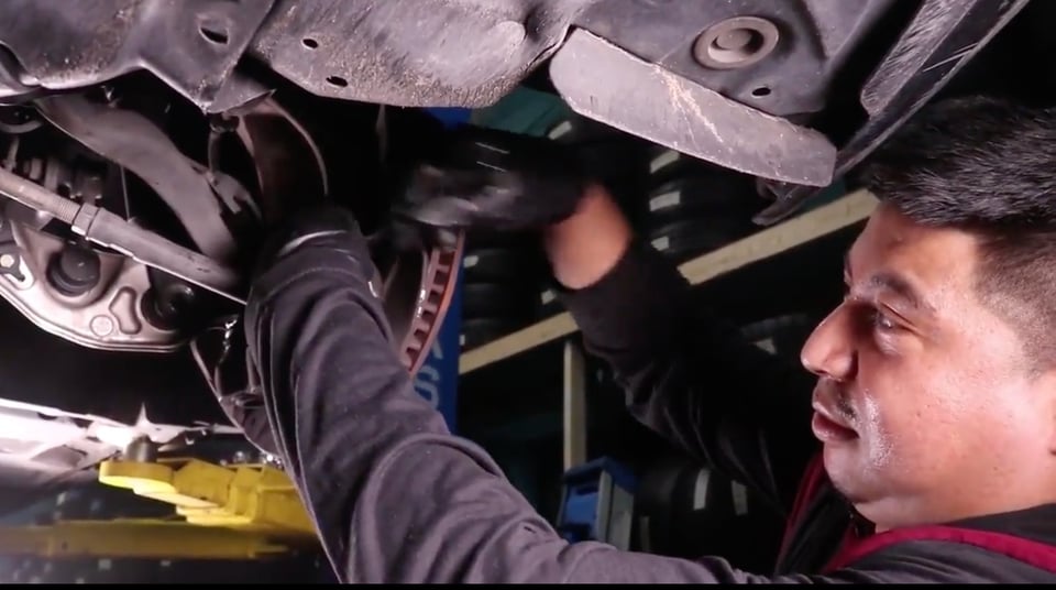 control arms, automotive mechanics, mechanical workshop, Engine, MundoNOW