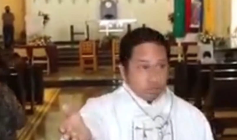 Mexican priest prevents wedding paid photos