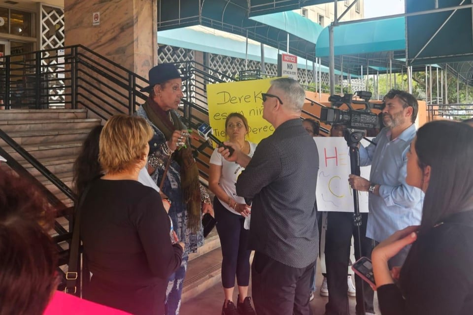 Mothers defend Derek Rosa, Irinia García, murder, accused teenager, MundoNOW