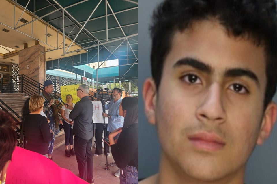 Mothers support teen Derek Rosa who confessed to killing his mother