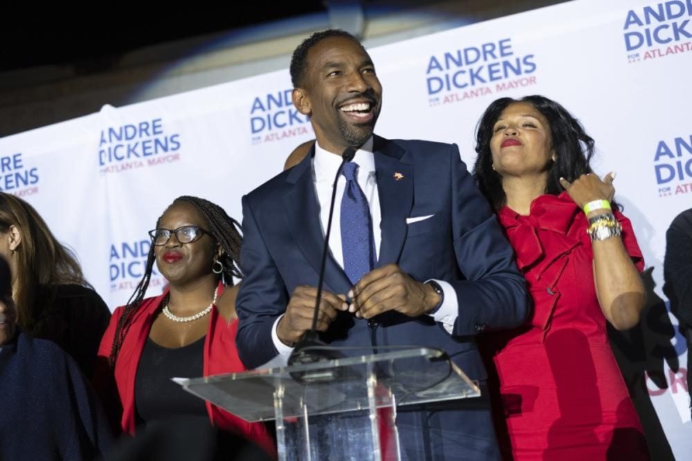 Concejal Andre Dickens gana la alcaldía de de Atlanta