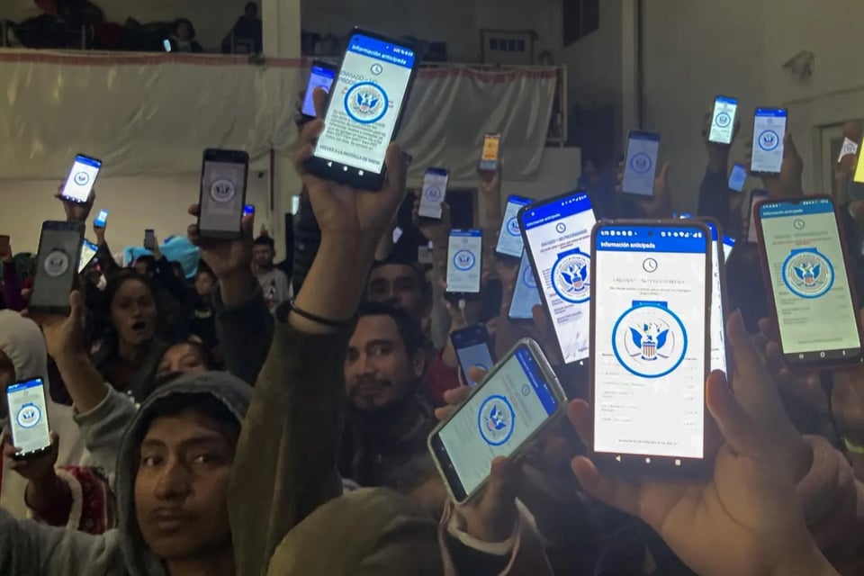Indocumentados, aplicación movil, asilo, EEUU, MundoNOW