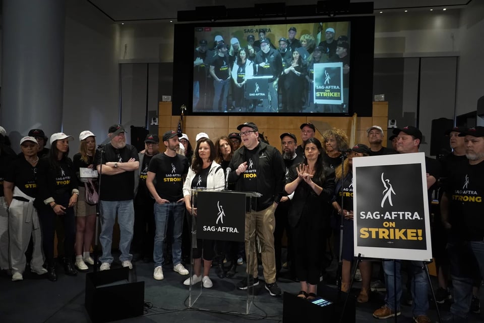 Sindicato de actores de Hollywood hacen huelga