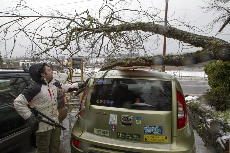 Accidente, nieve, Oregon, clima severo, MundoNOW