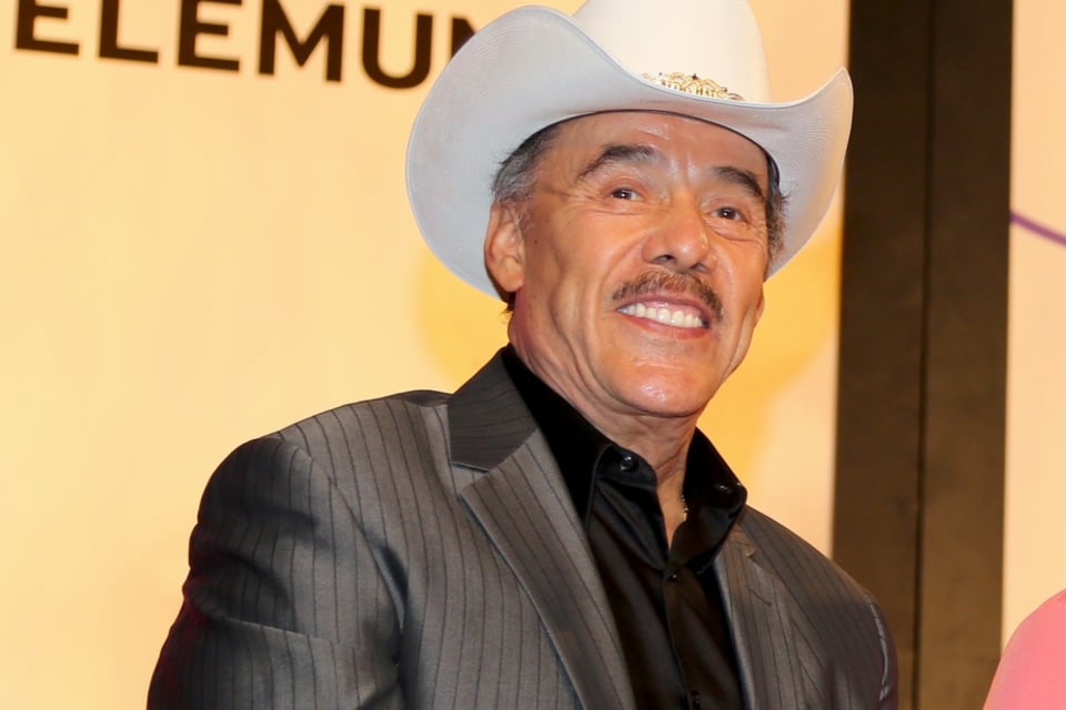 Don Pedro Rivera causa polémica tras ganar demanda por regalías de Jenni Rivera contra sus nietos