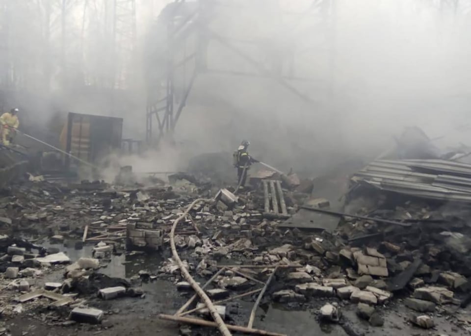 Explosión en una planta de pólvora deja al menos 16 muertos en Rusia (FOTOS)