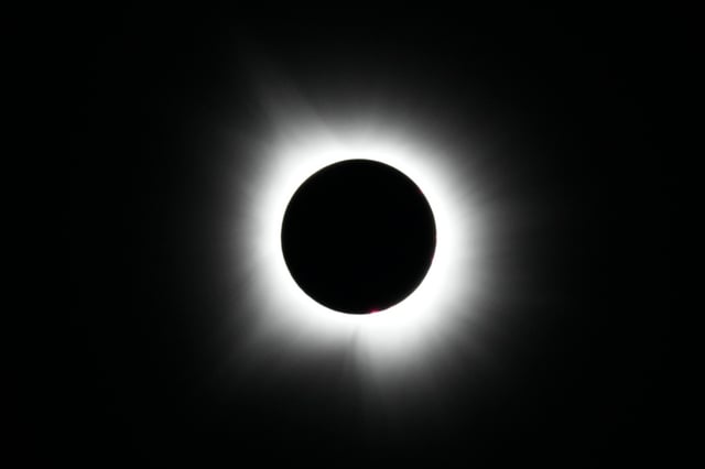 El cielo se despeja justo a tiempo para el eclipse total de sol en EEUU (FOTOS)