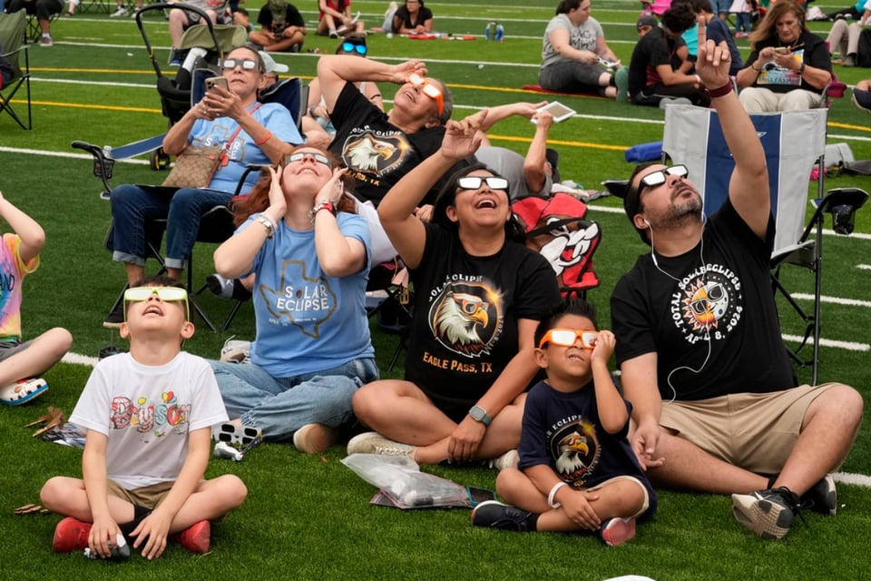 eye damage eclipse, USA, 2045, Alaska, MundoNOW