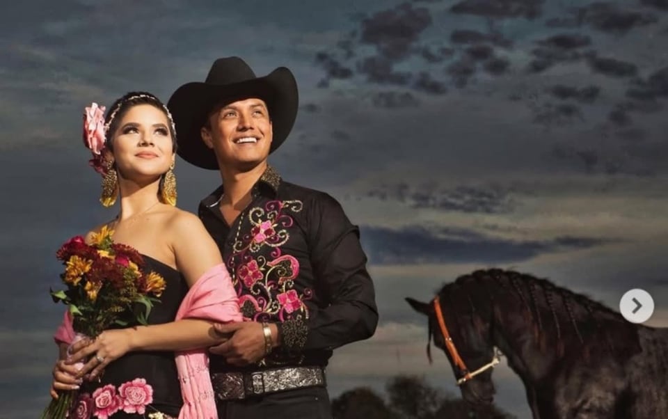 Of course!  Erik Roberto from El Charro and La Mayrita lose his wife and ‘get divorced’;  clarify situation (VIDEO)