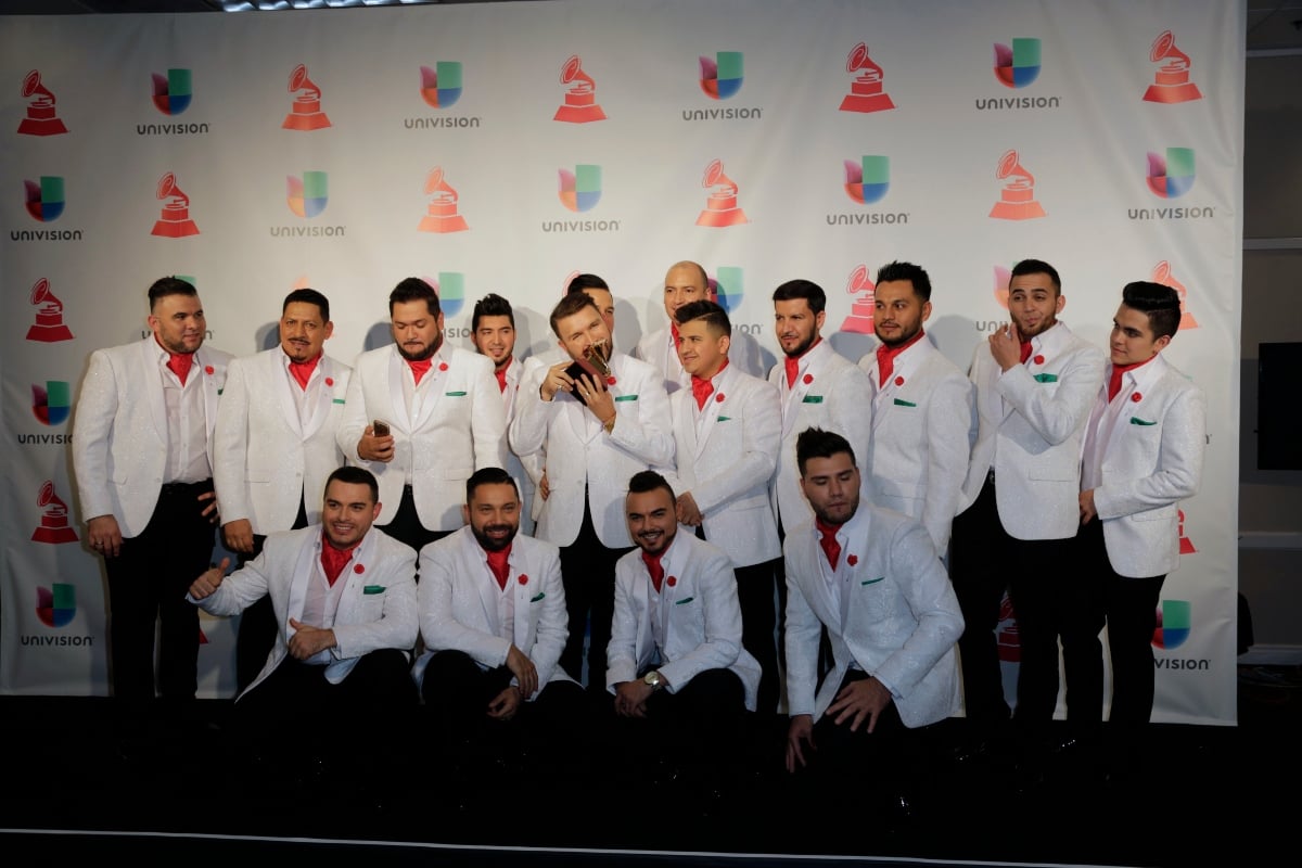 vocalista El Recodo, acoso, tocamientos, falta de respeto, MundoNOW