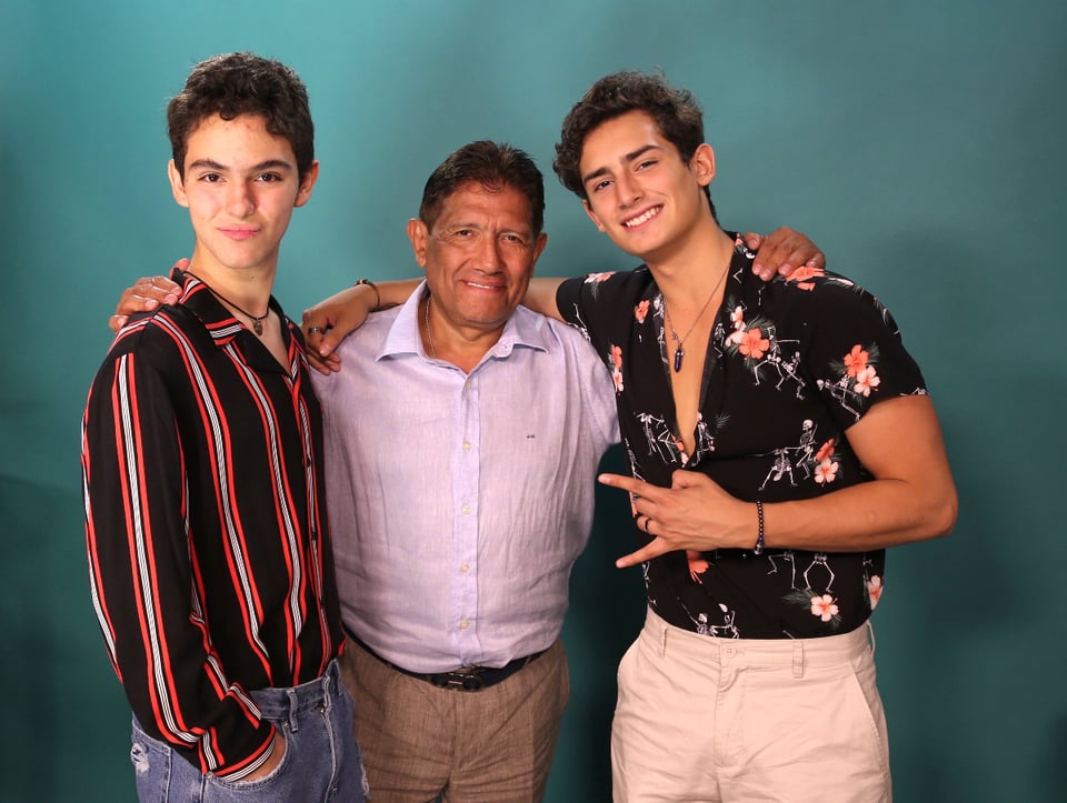 Juan Osorio, Sergio Mayer, Homosexualidad, Escenas, Novela