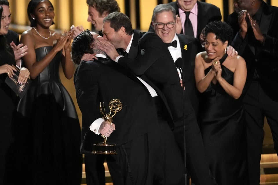Succession y The Bear, las grandes ganadoras de los Emmys 2024