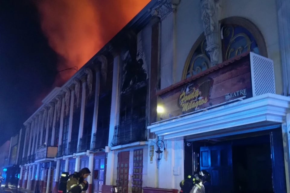 Víctimas, Heridos en el hospital, Policía y bomberos en acción, Noticias de última hora, MundoNOW