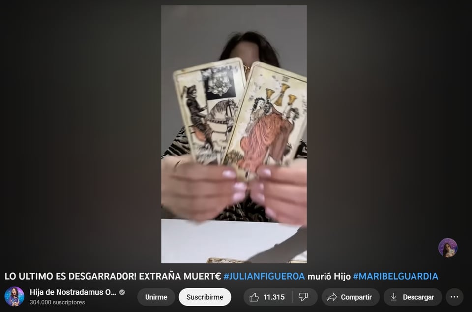 La vidente lee las cartas relacionadas a Joan Sebastian