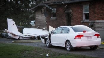 Dos hombres en estado crítico tras el accidente de avión en Montreal