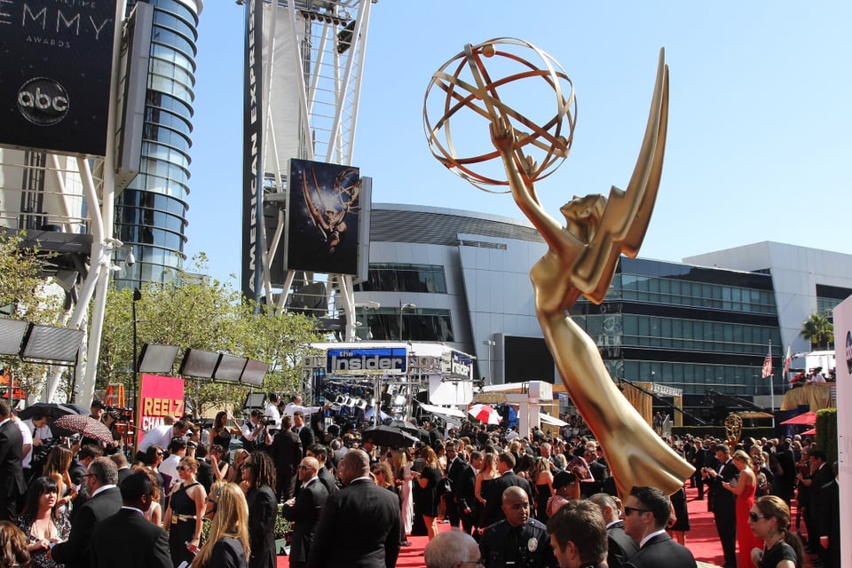 ¡MundoNow obtiene 12 nominaciones a los Premios Emmy! featured image