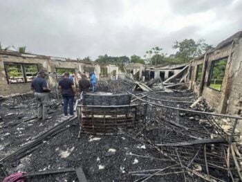 Los bomberos llegaron tarde, el inmueble ya se había consumido