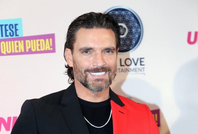 Julián Gil’s fiancée is admitted to the hospital to undergo surgery