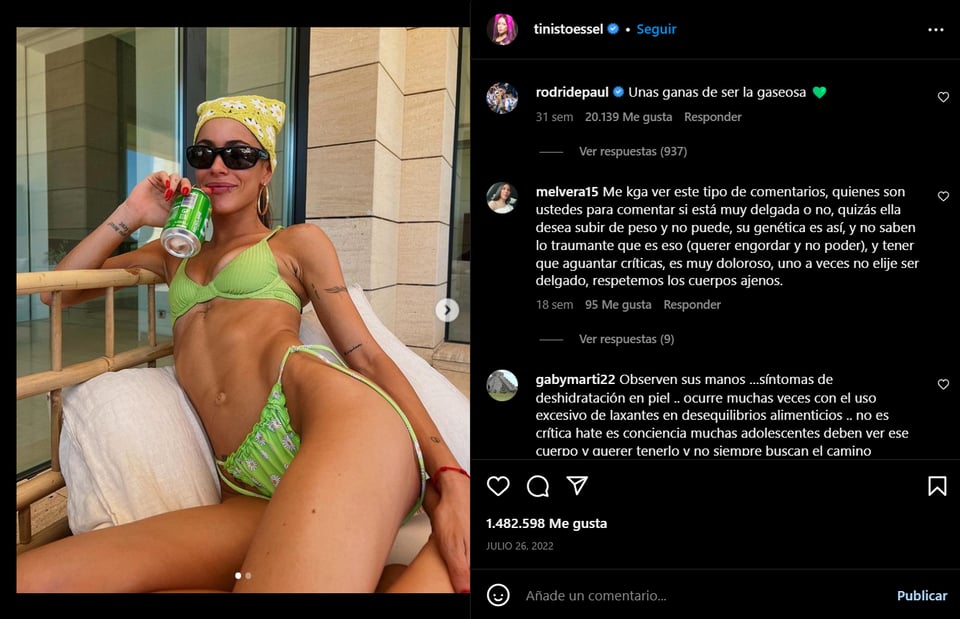 Ella es Toni Stoessel, la cantante y novia de Rodrigo de Paul