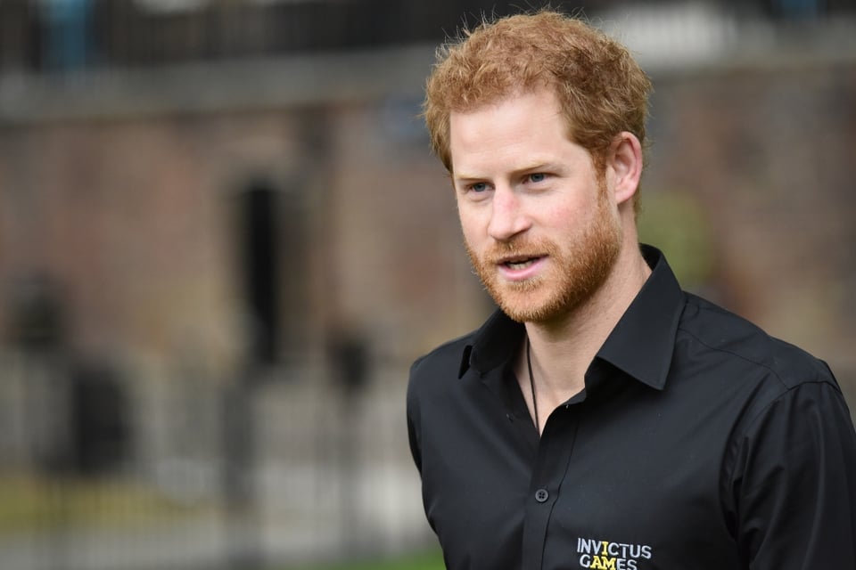 Former federal prosecutor says drug use is enough to revoke Harry's visa