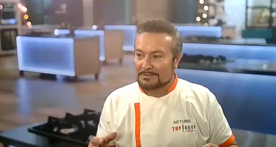 El actor habló de su relación con Laura Zapata