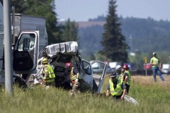 Accidente automovilístico en autopista de Oregón deja múltiples muertos
