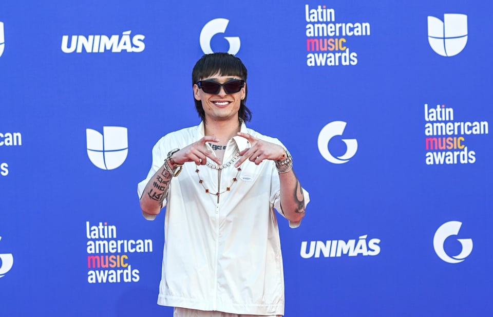 Peso Pluma’s parents surprise everyone on social media