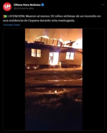 A pesar de llegar tarde, bomberos logran rescatar a 20 niños del infierno