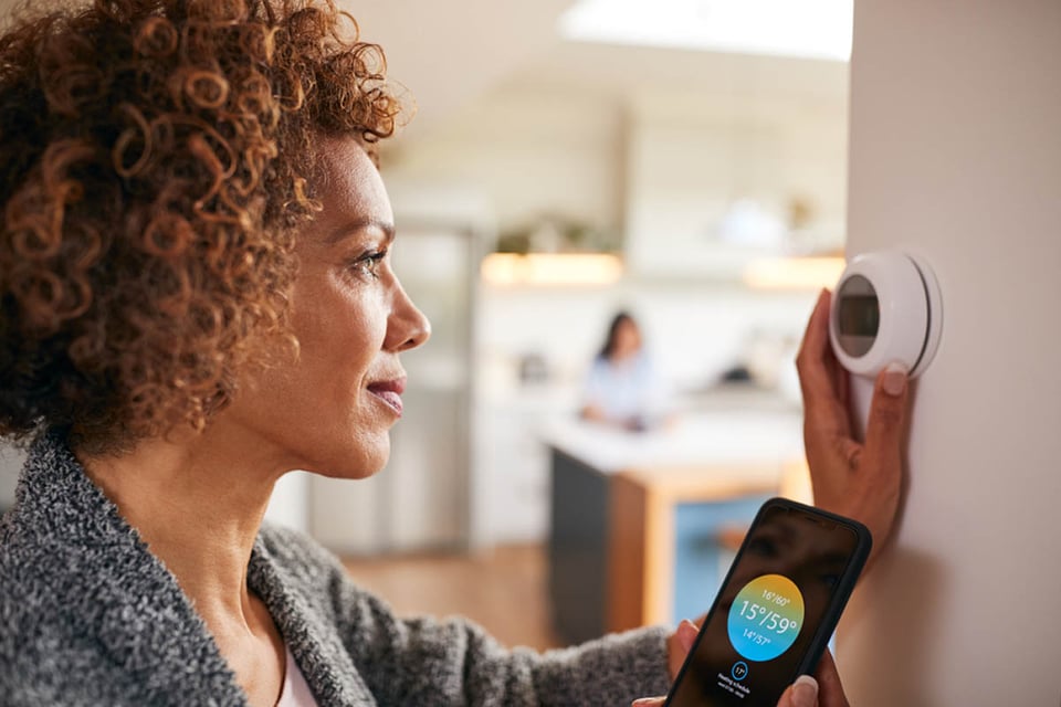 thermostat, woman, home, heating