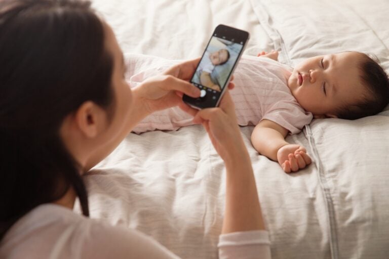 No subas estas fotos de tus hijos a redes sociales