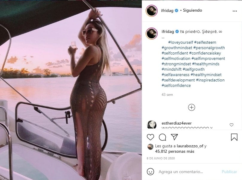 daughter Alejandra Guzmán Frida Sofia bikini 3