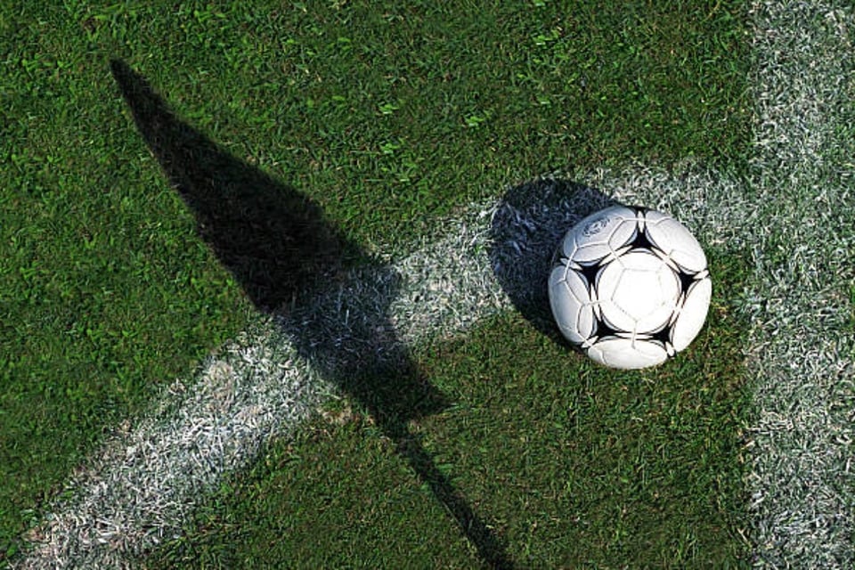 Redes sociales, balón, cancha, luto, MundoNOW