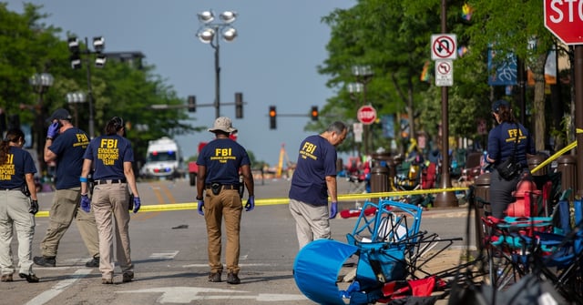Suspect in Highland Park shooting disguised himself as a woman after the attack