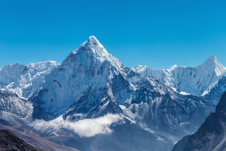 Avalancha en el Himalaya deja varios muertos, heridos y desaparecidos