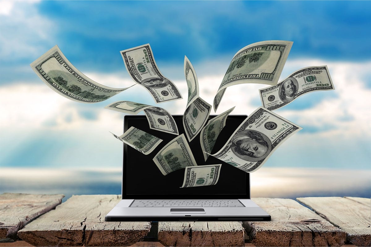 From side hustle to full-time gig: How to make money online