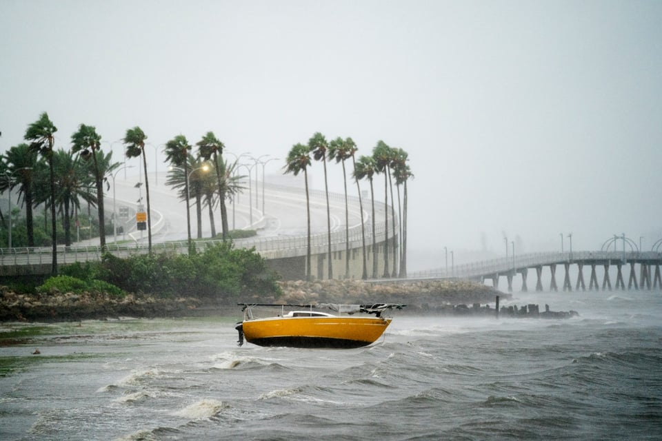 Huracán Ian Florida ayuda