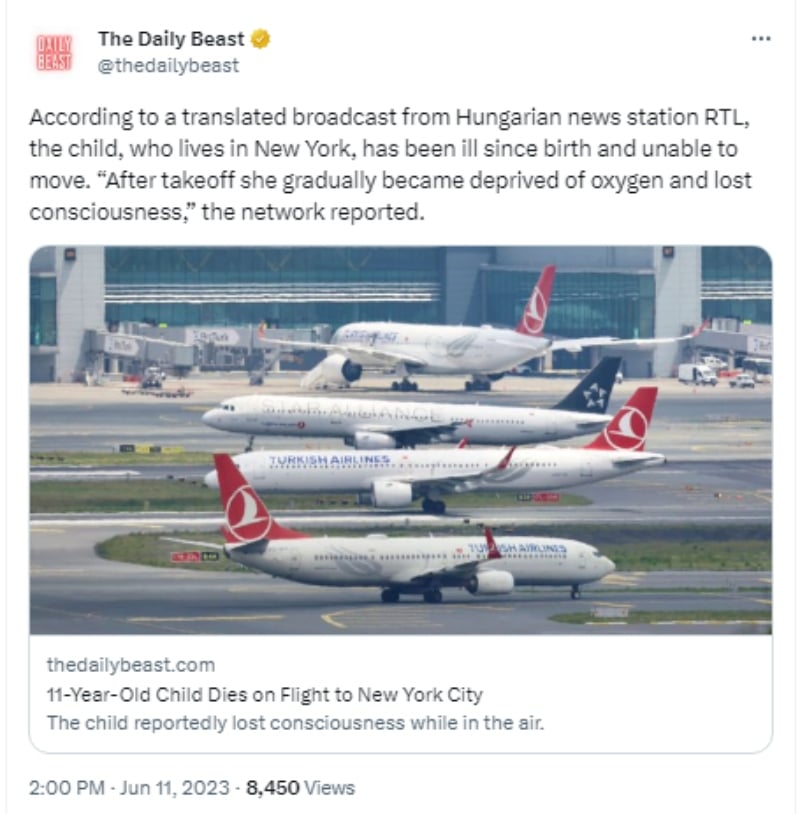 Muere niño de 11 años en el avión
