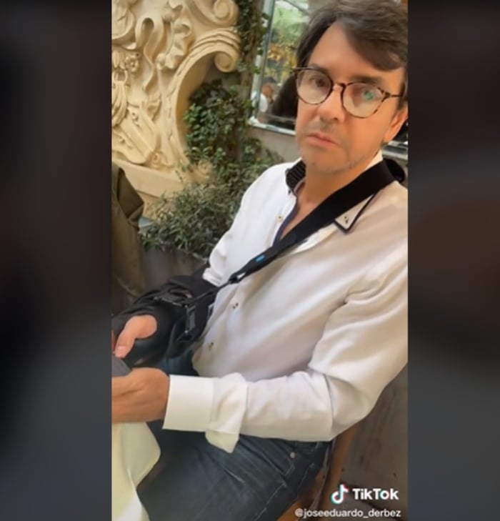 José Eduardo se burla accidente papá