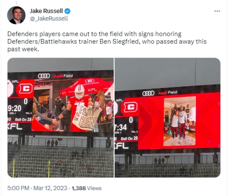 Le rinden homenaje