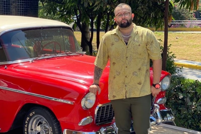 Carin León, Camaro, colección autos, cantante, MundoNOW