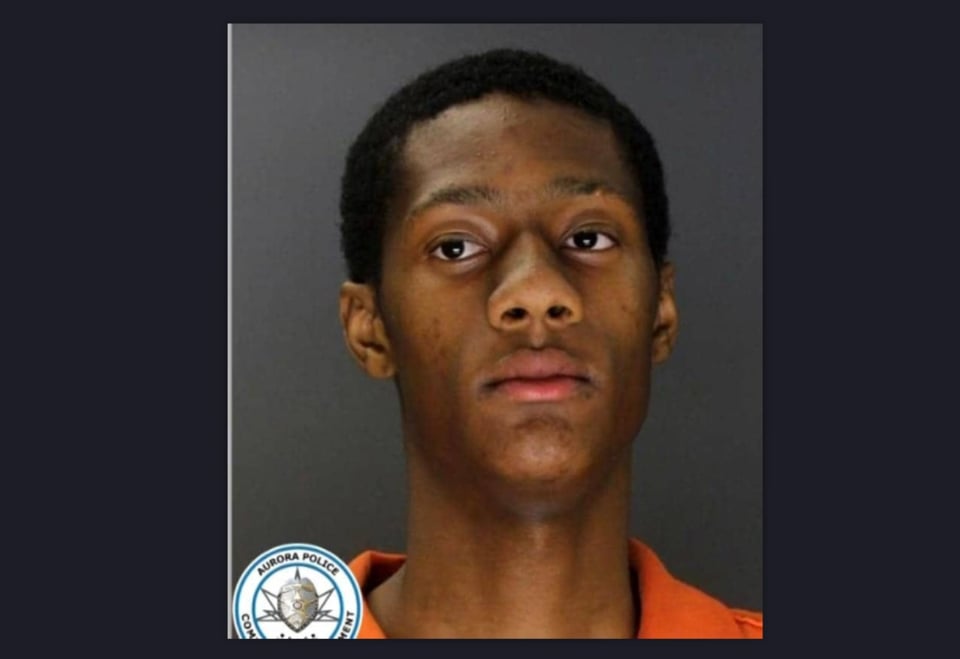 Robbery at Walmart Aurora, Colorado, assault, arrest, MundoNOW