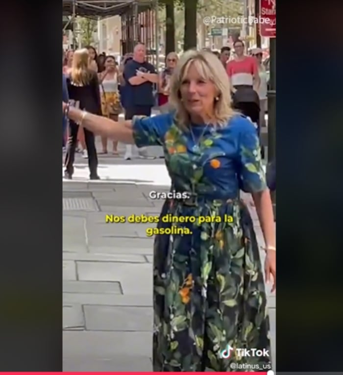 Le gritan a Jill Biden