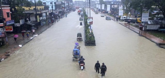 Reportan 18 muertos tras inundaciones en India; millones se quedan sin hogares en Bangladesh