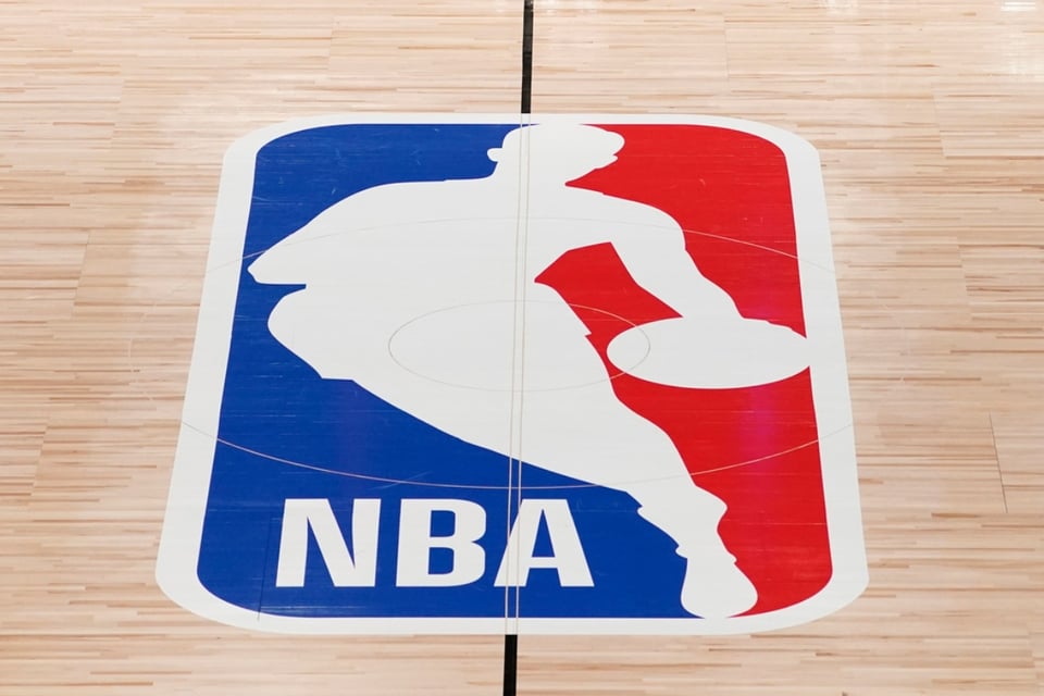 Jerry West, Salón de la Fama, Mr Clutch, logo NBA, MundoNOW