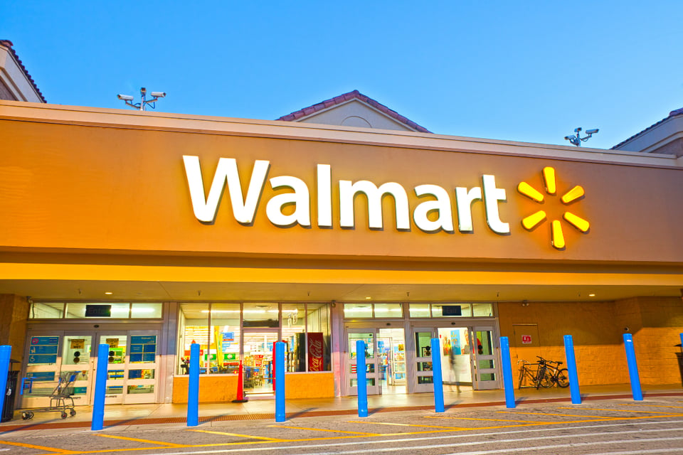 Walmart cierra establecimientos de bajo rendimiento en EEUU