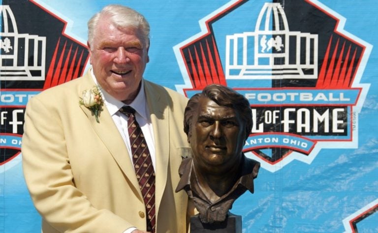 Muere el mítico entrenador de los Raiders, John Madden a los 85 años de edad