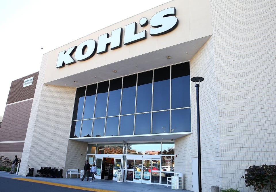 Reportan apuñalamiento en Kohl’s de Palmdale y hay saldo mortal