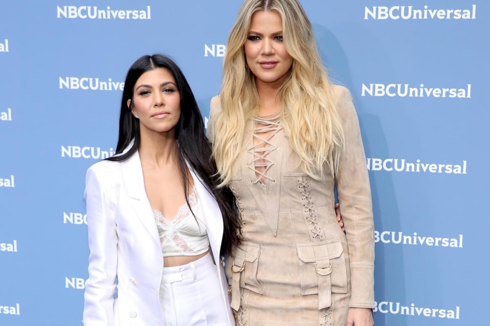Kourtney Kardashian, Travis Barker, Hospitalización de urgencia, Cuarto hijo, MundoNOW